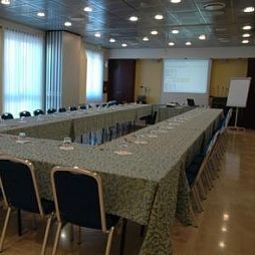 Sala congressi Omnia Fotos