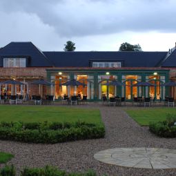 Walton Warwick Wellesbourne