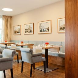Salle du petit-déjeuner Abion Villa Suites Fotos