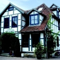 Außenansicht Artischocke Landhaus Fotos
