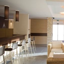 Bar AHOTEL Fotos