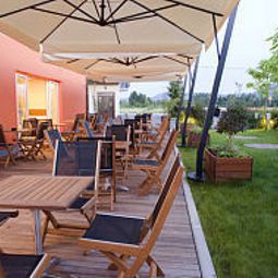 Terrasse AHOTEL Fotos