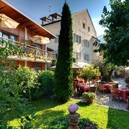 HOTEL TRAUBE An d.Bischofgärten Brixen Klosterviertel
