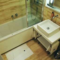 Bathroom Mama's Design & Boutique Fotos