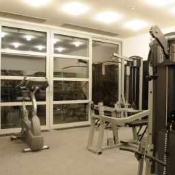 Fitness room Mama's Design & Boutique Fotos
