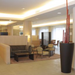 Hall NH Linate Fotos