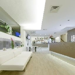 Hall Villa Katy Fotos