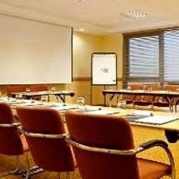  Jurys Inn Liverpool Fotos