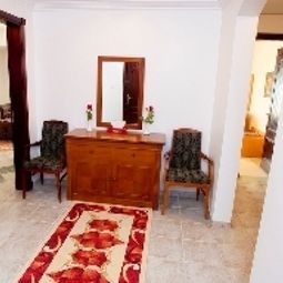 Familienzimmer Safeer Hotel Suites Fotos