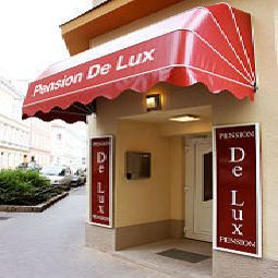 Exterior view De Lux Pension Fotos