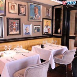 Frühstücksraum im Restaurant St. James's Hotel and Club Fotos