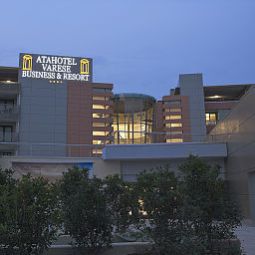 Vue Atahotel Varese Fotos