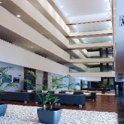 Hall Diagonal Plaza Fotos