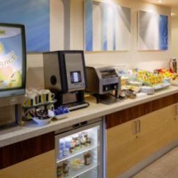 Restaurant Holiday Inn Express CHELTENHAM TOWN CENTRE Fotos