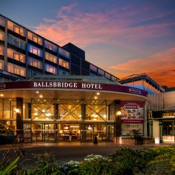 Hall Ballsbridge Fotos