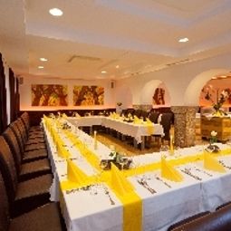 Frühstücksraum im Restaurant Fürst Fotos