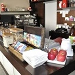 Buffet Sandmanns Hotel & Lounge Fotos