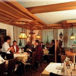Frühstücksraum im Restaurant Freihof Gasthof Fotos