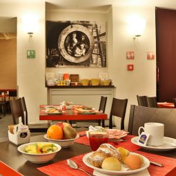 Sala de desayuno en el restaurante Best Western Porto Antico Fotos