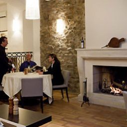 Sala colazione nel ristorante Hotel Mercure Aix en Provence Sainte Victoire Fotos