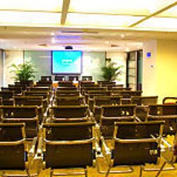 Salle de séminaires Henry Business Fotos