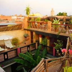 Vista exterior Riad Nomades Fotos