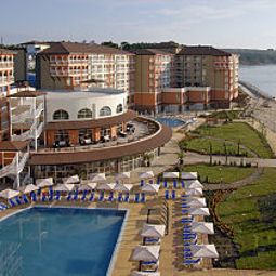 Sol Luna Bay Obzor 