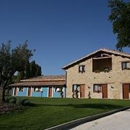 Exterior view Country House le Calvie Fotos