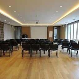 Sala de reuniones WES design hotel Fotos