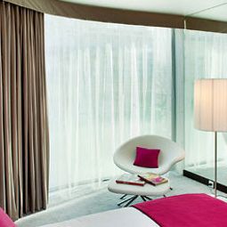 Номер Renaissance Paris Arc de Triomphe Hotel Fotos