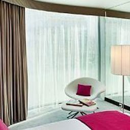 Номер Renaissance Paris Arc de Triomphe Hotel Fotos