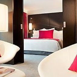 Номер Renaissance Paris Arc de Triomphe Hotel Fotos