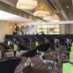 Bar Holiday Inn LONDON - KINGSTON SOUTH Fotos