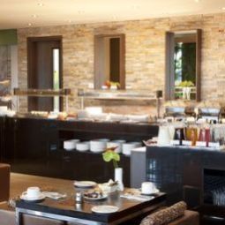Restaurant Holiday Inn LONDON - KINGSTON SOUTH Fotos