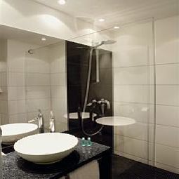 Bathroom Motel One Fotos