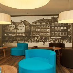 Hall Motel One Fotos