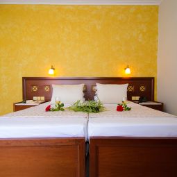  Evilion Beach Hotel Fotos