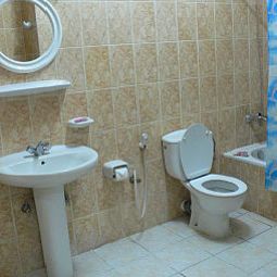 Salle de bains Ma'alla Plaza Suites & Trade Center Fotos