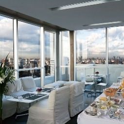 Breakfast room within restaurant Hollywood Suites & Lofts - SUITE CATEGORY - Fotos
