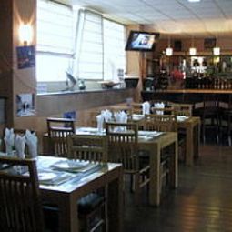 Sala śniadaniowa w restauracji Charter Hotel Otopeni Airport Fotos
