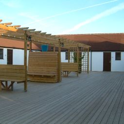 The Dark Barn Cottages And Lodge Gloucester 