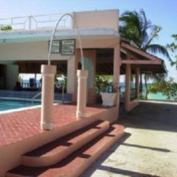 Pool Shields Negril Villas Fotos