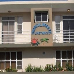 Foto dell’hotel Tropical Breeze Apartments