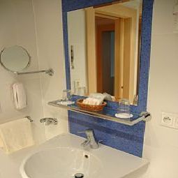 Cuarto de baño Olympik Artemis Fotos
