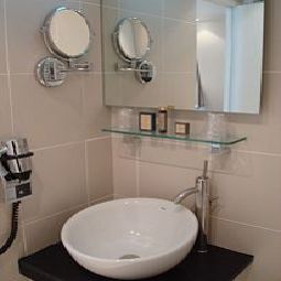 Badezimmer Villathena 2 Fotos