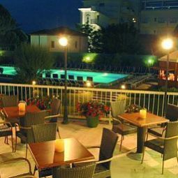 Terrasse Doge Fotos