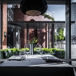 Restaurante Blow Up Hall  5050 Fotos