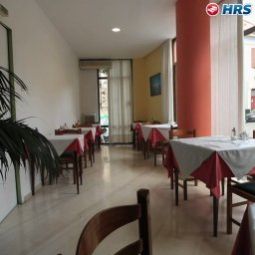 Sala de desayuno en el restaurante Nefeli Fotos