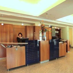 Reception Starlight Suites Fotos