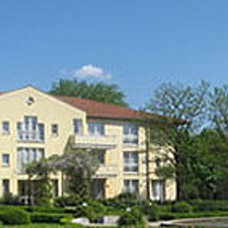 Vista exterior Grand City Fotos